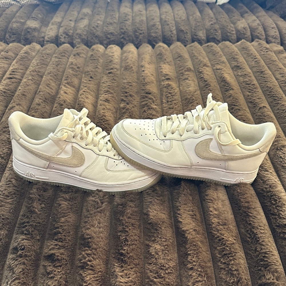 Men’s 8.5 nike Air Force One!!